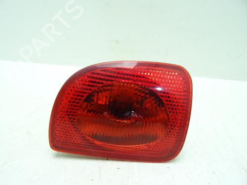Used Rear fog light RENAULT KANGOO / GRAND KANGOO II (KW0/1_) 1.5 dCi 90 (KW05, KW08, KW0G, KW11) (90 hp) 31573889