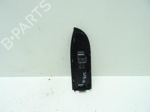 Used Right front window switch Right front window switch SUZUKI GRAND VITARA II (JT, TE, TD) 1.9 DDiS All-wheel Drive (JT419, TD44, JB419WD, JB419XD,... (129 hp) 32496053 32496053