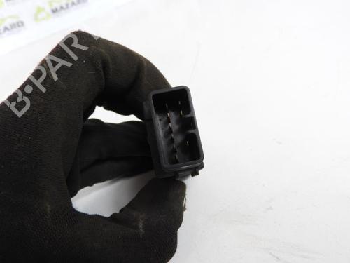 Used Warning switch TOYOTA HIACE IV Van (__H1_, __H2_) 2.5 D-4D 4WD (KLH18, KLH28) (102 hp) 21968081