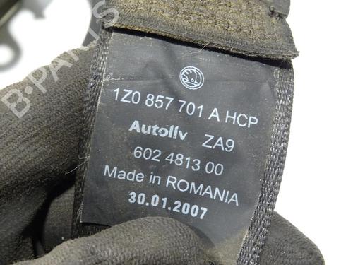 Venstre foran beltestrammer SKODA OCTAVIA II Combi (1Z5) 2.0 TDI 4x4 | BP29372455C87 