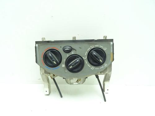 Used Climate control RENAULT TRAFIC II Van (FL) 1.9 dCi 80 (FL0B) (82 hp) 32671286