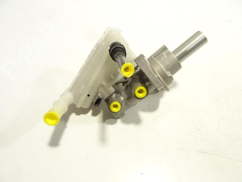 Used Brake master cylinder FORD FIESTA VI (CB1, CCN) 1.25 (82 hp) 25743741