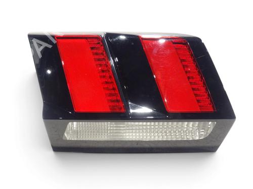 Used Left tailgate light Left tailgate light PEUGEOT 3008 II SUV (MC_, MR_, MJ_, M4_) 1.5 BlueHDi 130 (131 hp) 39728926 39728926