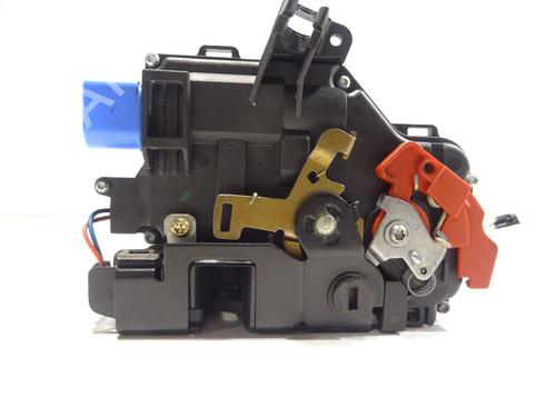 Rear right lock VW GOLF PLUS V (5M1, 521) 1.9 TDI | BP29340776C99 