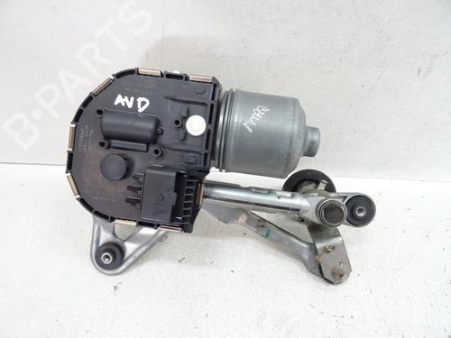 Used Front wiper motor PEUGEOT 5008 (0U_, 0E_) 1.6 HDi (114 hp) 20063434