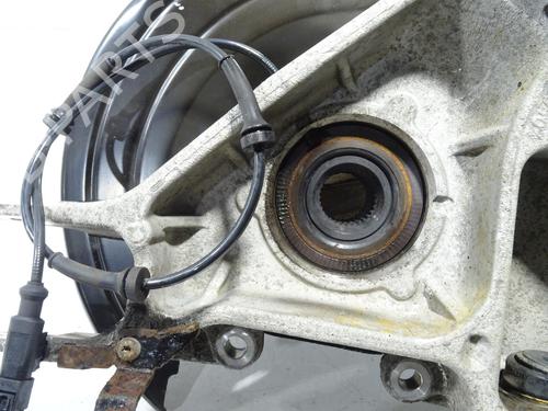 Left rear steering knuckle LAND ROVER RANGE ROVER SPORT II (L494) 4.4 SDV8 4x4 | BP29599560M27 