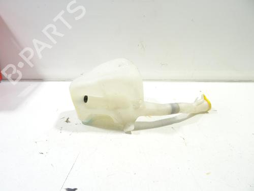 windscreen-washer-tank-opel-vectra-b-hatchback-j96-1995-1996-1997-1998-1999-2000-2001-2002-2003-32230635 main image