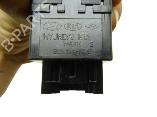 Headlight switch HYUNDAI ix35 (LM, EL, ELH) 2.0 CRDi 4WD | BP38493522I24 - Image 2