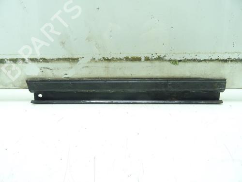 Used Front left door window Front left door window RENAULT MASTER I Van (T__) 28-35 2,5 D (75 hp) 33738812 33738812