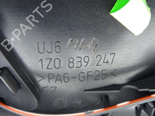 Used Rear left interior door handle Rear left interior door handle SKODA OCTAVIA II (1Z3) [2004-2013] 23979472 23979472