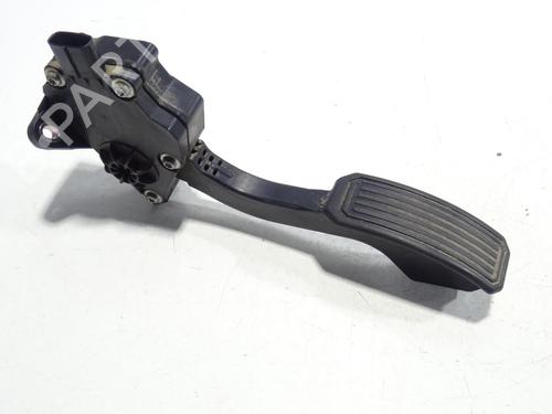 Pedal TOYOTA RAV 4 III (_A3_) 2.2 D 4WD (ALA30_, ALA30R) (177 hp) 32507074