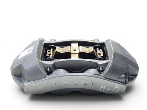 Right front brake caliper TESLA MODEL 3 (5YJ3) EV AWD | BP37067615M104 - Image 3
