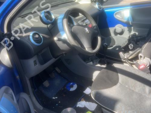 Used Parts PEUGEOT 107 (PM_, PN_)  1.0  4455596