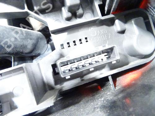 right-taillight-citroen-saxo-s0-s1-1996-1997-1998-1999-2000-2001-2002-2003-2004-36381018 main image