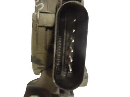 Pedal Pedal VOLVO XC60 I SUV (156) D5 AWD (185 hp) 35888355 35888355