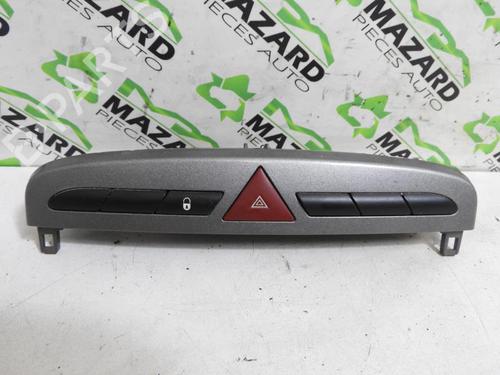 Used Warning switch PEUGEOT 308 I (4A_, 4C_) 1.6 HDi (109 hp) 21966163