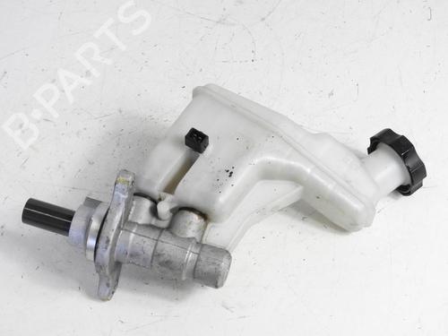 Used Brake master cylinder Brake master cylinder HYUNDAI ix35 (LM, EL, ELH) 1.7 CRDi (116 hp) 20041737 20041737