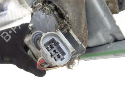 Used Front wiper motor RENAULT CLIO I (B/C57_, 5/357_) 1.2 (5/357Y, 5/357K) (58 hp) 20069371