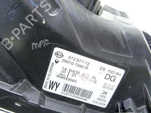 Right headlight RENAULT CAPTUR I (J5_, H5_) 1.5 dCi 90 (J5N4, J5M5, J5MW, J5M6, J5AL, J5AJ) | BP32029482C29