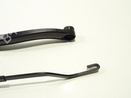 front-windshield-wiper-arm-ssangyong-tivoli-2015-29204233 main image
