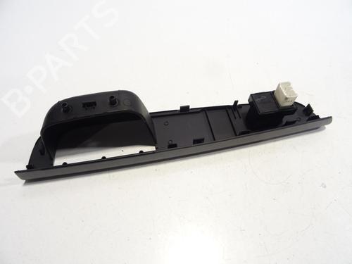 right-front-window-switch-kia-ceed-sw-ed-2007-2008-2009-2010-2011-2012-29961173 main image