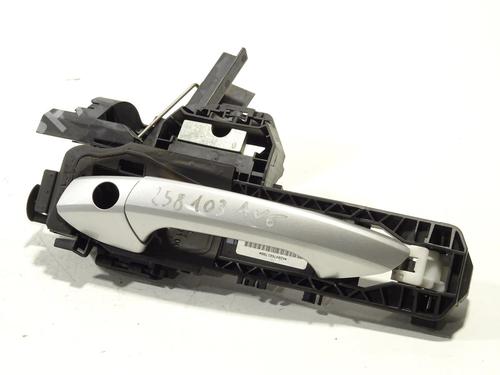 Used Front left exterior door handle MERCEDES-BENZ GLA-CLASS (X156) [2013-2022]  29301060