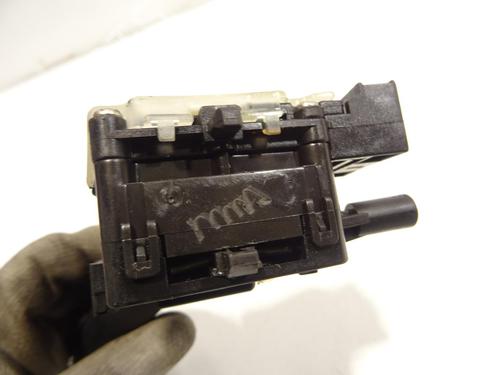 Switch KIA MAGENTIS II (MG) 2.0 CRDi | BP28612038I30 