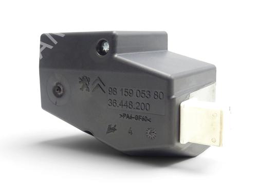 Used Electronic module Electronic module PEUGEOT 3008 II SUV (MC_, MR_, MJ_, M4_) 1.5 BlueHDi 130 (131 hp) 39728947 39728947