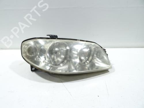 Phare droit FIAT PUNTO (188_) 1.2 60 (188.030, .050, .130, .150, .230, .250) (60 hp) 32163318