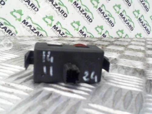 Used Warning switch Warning switch RENAULT MODUS / GRAND MODUS (F/JP0_) 1.5 dCi (FP0D, JP0D) (82 hp) 21825752 21825752