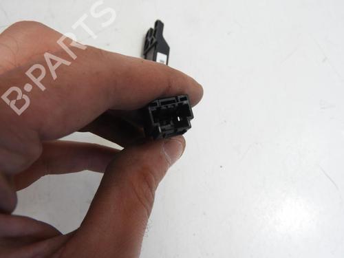 Used Antenna/Base Antenna/Base HYUNDAI ix35 (LM, EL, ELH) 1.7 CRDi (116 hp) 20041724 20041724