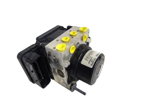 Used ABS pump ABS pump TOYOTA YARIS (_P13_) 1.4 D (NLP130_, NLP130) (90 hp) 39697398 39697398