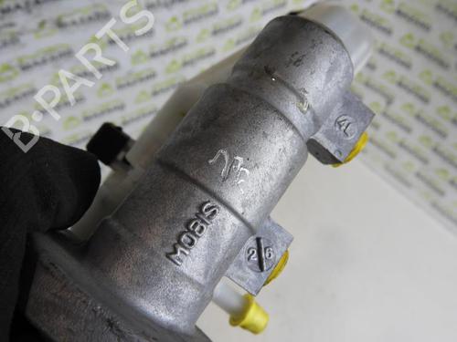 Used Brake master cylinder HYUNDAI ix35 (LM, EL, ELH) 1.7 CRDi (116 hp) 20055820