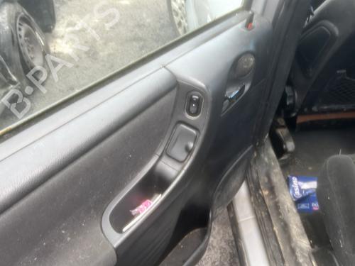 Left front window switch OPEL ZAFIRA A MPV (T98) 2.0 DTI 16V (F75) | BP26665220I27 