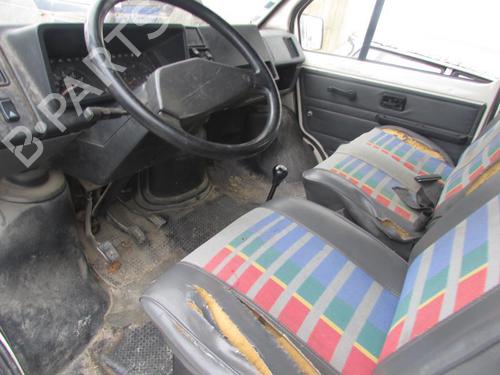 Used Parts RENAULT TRAFIC Van (T_, P_, V_) 2.1 D 2048218