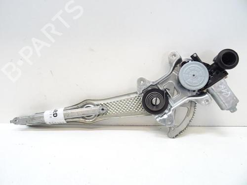 Used Front right window mechanism TOYOTA YARIS VERSO (_P2_) [1999-2005]  28056522
