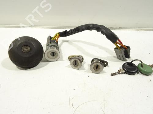 ignition-barrel-renault-twingo-i-c06_-1993-1994-1995-1996-1997-1998-1999-2000-2001-2002-2003-2004-2005-2006-2007-2008-2009-2010-2011-2012-32168733 main image