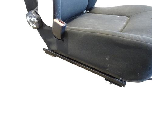 Left front seat RENAULT ZOE (BFM_) ZOE | BP40285704C15 - Image 2