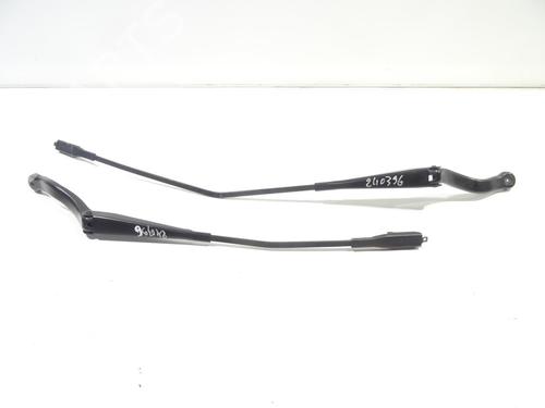 Used Front windshield wiper arm OPEL CORSA E (X15) 1.4 LPG (08, 68) (90 hp) 24660760