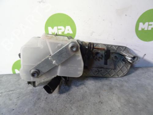 Tailgate handle VW CADDY III Box Body/MPV (2KA, 2KH, 2CA, 2CH)  | BP21967662C132 