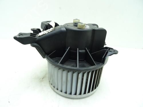 Used Heater blower motor OPEL CORSA D (S07) 1.3 CDTI (L08, L68) (75 hp) 26526172