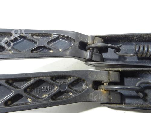 Front windshield wiper arm NISSAN X-TRAIL I (T30) 2.2 dCi 4x4 | BP25872742C143 