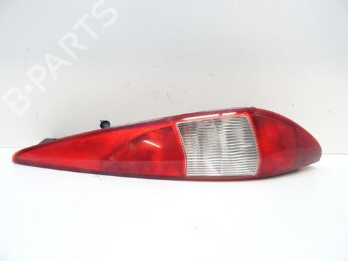 Used Right taillight FORD MONDEO III Turnier (BWY) 2.0 16V TDDi / TDCi (115 hp) 20067859