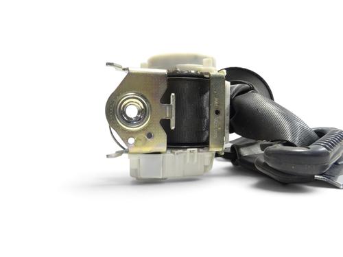 rear-center-seatbelt-renault-clio-iii-br01-cr01-2005-2006-2007-2008-2009-2010-2011-2012-2013-2014-39974019 main image