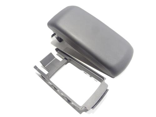 Armrest / Center console CITROËN C4 III (BA_, BB_, BC_) 1.2 Hybrid 136 (BAHPYJ) | BP29481270I20 