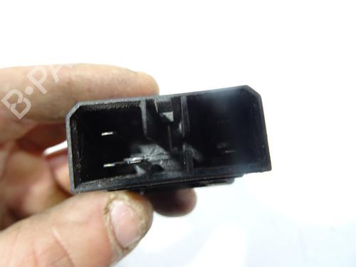 Used Headlight switch Headlight switch PIAGGIO PORTER Bus Elektro (15 hp) 33532432 33532432