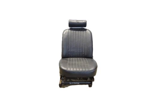 Used Right front seat LADA NIVA Closed Off-Road Vehicle (2121, 2131) 1600 4x4 (73 hp) 31362428