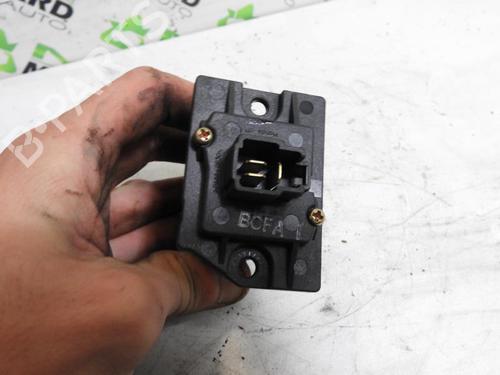 Used Heater resistor Heater resistor KIA MAGENTIS II (MG) 2.0 CRDi (140 hp) 20048222 20048222