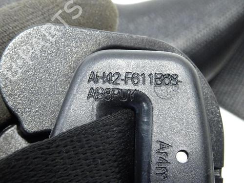 Used Rear right seatbelt Rear right seatbelt LAND ROVER RANGE ROVER III (L322) 4.4 D 4x4 (313 hp) 28325609 28325609