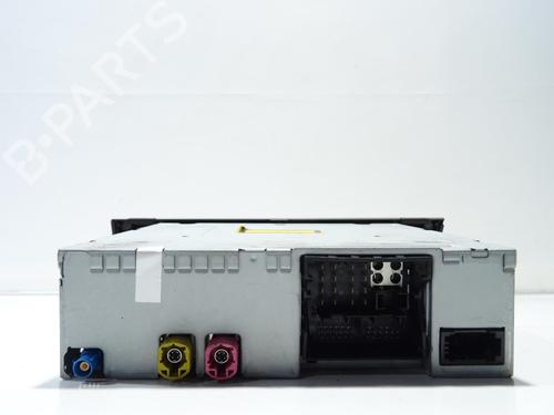 Used Radio Radio AUDI Q5 (8RB) 2.0 TDI quattro (170 hp) 30153006 30153006